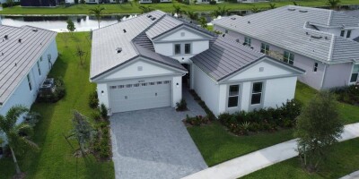 4 bedroom  Villa for sale in The Acreage, Florida