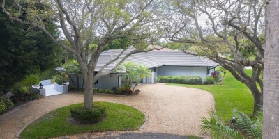 3 bedroom  Villa for sale in Tequesta, United States
