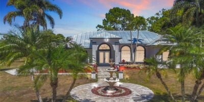 Villa for sale in West Palm Beach, United States