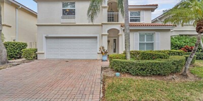 Villa for sale in Hollywood, Florida