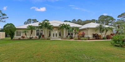 Villa for sale in Palm City, Florida