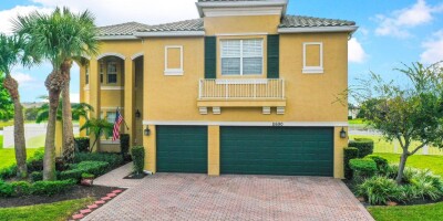 5 bedroom  Villa for sale in Port Saint Lucie, Florida