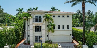 Villa for sale in Miami Beach, Florida