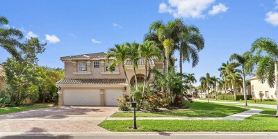 5 bedroom  Villa for sale in Lake Worth, United States