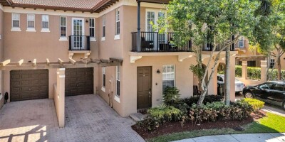 Townhouse for sale in Coconut Creek, United States