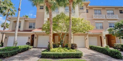 Townhouse for sale in Palm Beach Gardens, Florida