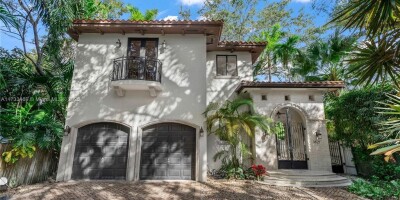 5 bedroom  Villa for sale in Miami, Florida