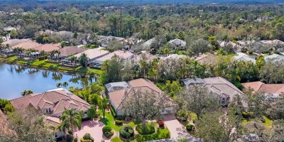 3 bedroom  House for sale in University Park, Florida