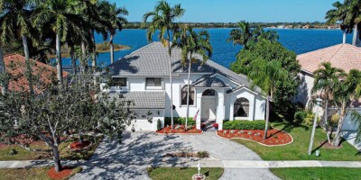 Villa for sale in Pembroke Pines, United States