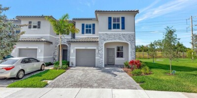 4 bedroom  Townhouse for sale in Coral Springs, United States