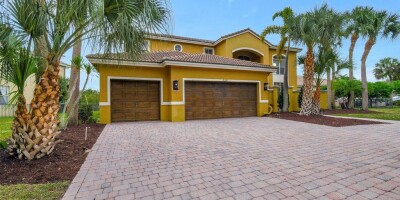 Villa for sale in Lake Worth, United States