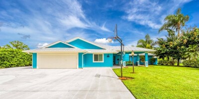 Villa for sale in Palm City, Florida