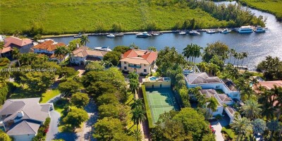 Villa for sale in Coral Gables, United States