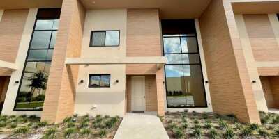 Townhouse for sale in Kissimmee, United States
