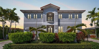 6 bedroom  Villa for sale in North Miami, United States