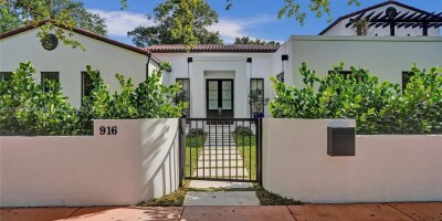 5 bedroom  Villa for sale in Coral Gables, United States