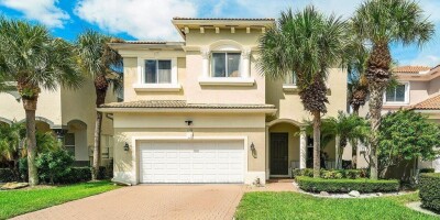 5 bedroom  Villa for sale in Boynton Beach, Florida