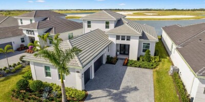 3 bedroom  Villa for sale in Port Saint Lucie, Florida