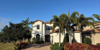 3 bedroom  Villa for sale in Port Saint Lucie, Florida