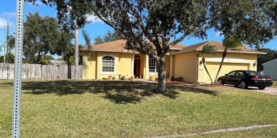 5 bedroom  Villa for sale in Port Saint Lucie, Florida