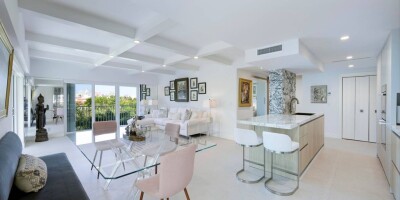 Flat for sale in Palm Beach, United States