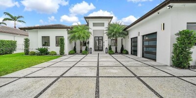 Villa for sale in Miami, Florida