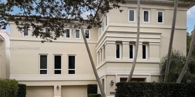 Villa for sale in Miami, Florida
