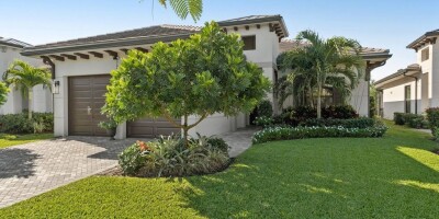 3 bedroom  Villa for sale in West Palm Beach, Florida