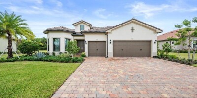 Villa for sale in Palm Beach Gardens, Florida