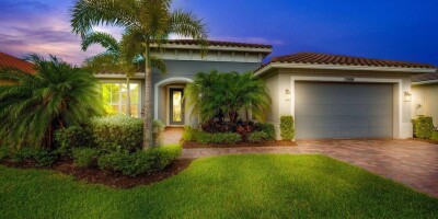 3 bedroom  Villa for sale in Port Saint Lucie, Florida