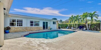 Villa for sale in Hollywood, United States