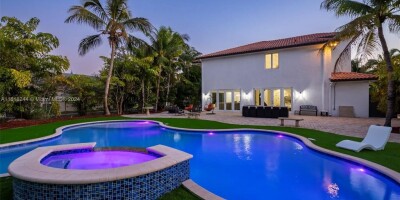 7 bedroom  Villa for sale in Dania Beach, Florida