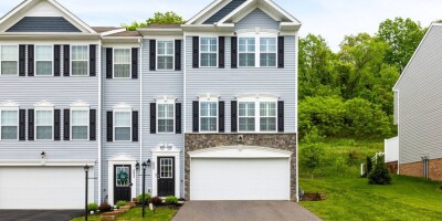 3 bedroom  Townhouse for sale in Imperial, Pennsylvania