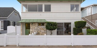 3 bedroom  Detached House for sale in Newport Beach, United States