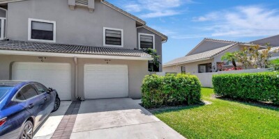 Townhouse for sale in Delray Beach, United States