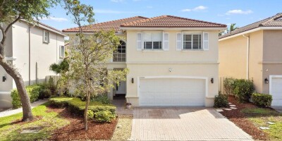 4 bedroom  Villa for sale in Hollywood, Florida