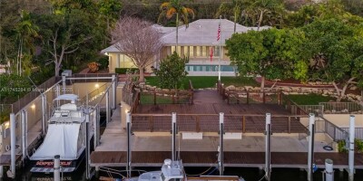5 bedroom  Villa for sale in Coral Gables, Florida