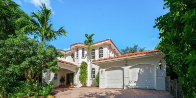 5 bedroom  Villa for sale in Coral Gables, Florida