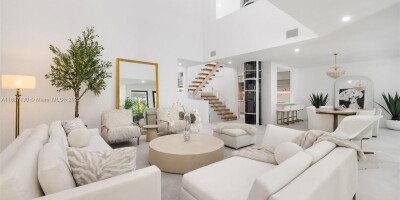 4 bedroom  Townhouse for sale in Coconut Grove, United States
