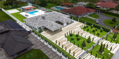 4 bedroom  Villa for sale in Miami, Florida