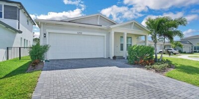 Villa for sale in West Palm Beach, Florida