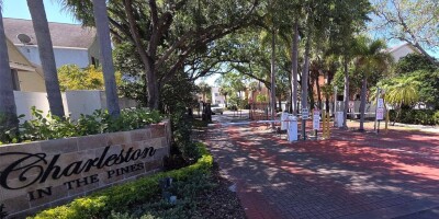 4 bedroom  Villa for sale in Pembroke Pines, Florida
