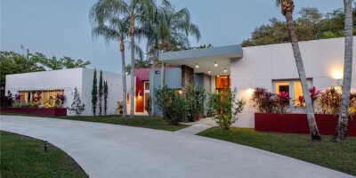 Villa for sale in Miami, United States