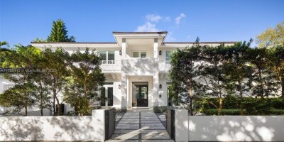 4 bedroom  Villa for sale in Coral Gables, Florida