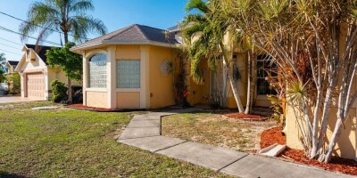 4 bedroom  Villa for sale in Port Saint Lucie, Florida
