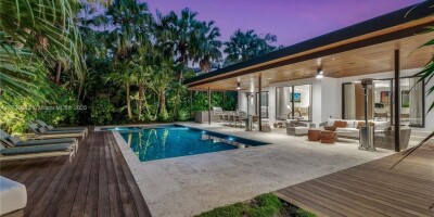 Villa for sale in Coral Gables, Florida