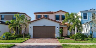 5 bedroom  Villa for sale in The Acreage, United States