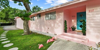 4 bedroom  Villa for sale in West Palm Beach, Florida