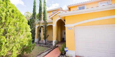 4 bedroom  Villa for sale in Miami, Florida