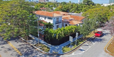 Villa for sale in Miami, Florida